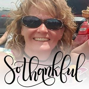 Meet your Posher, Rhonda